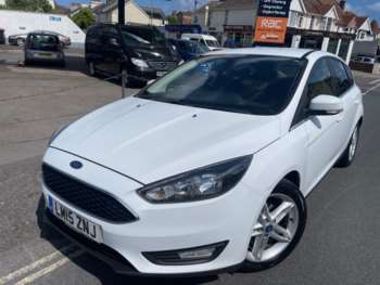 2015 (15) - 1.0 EcoBoost Zetec 5dr