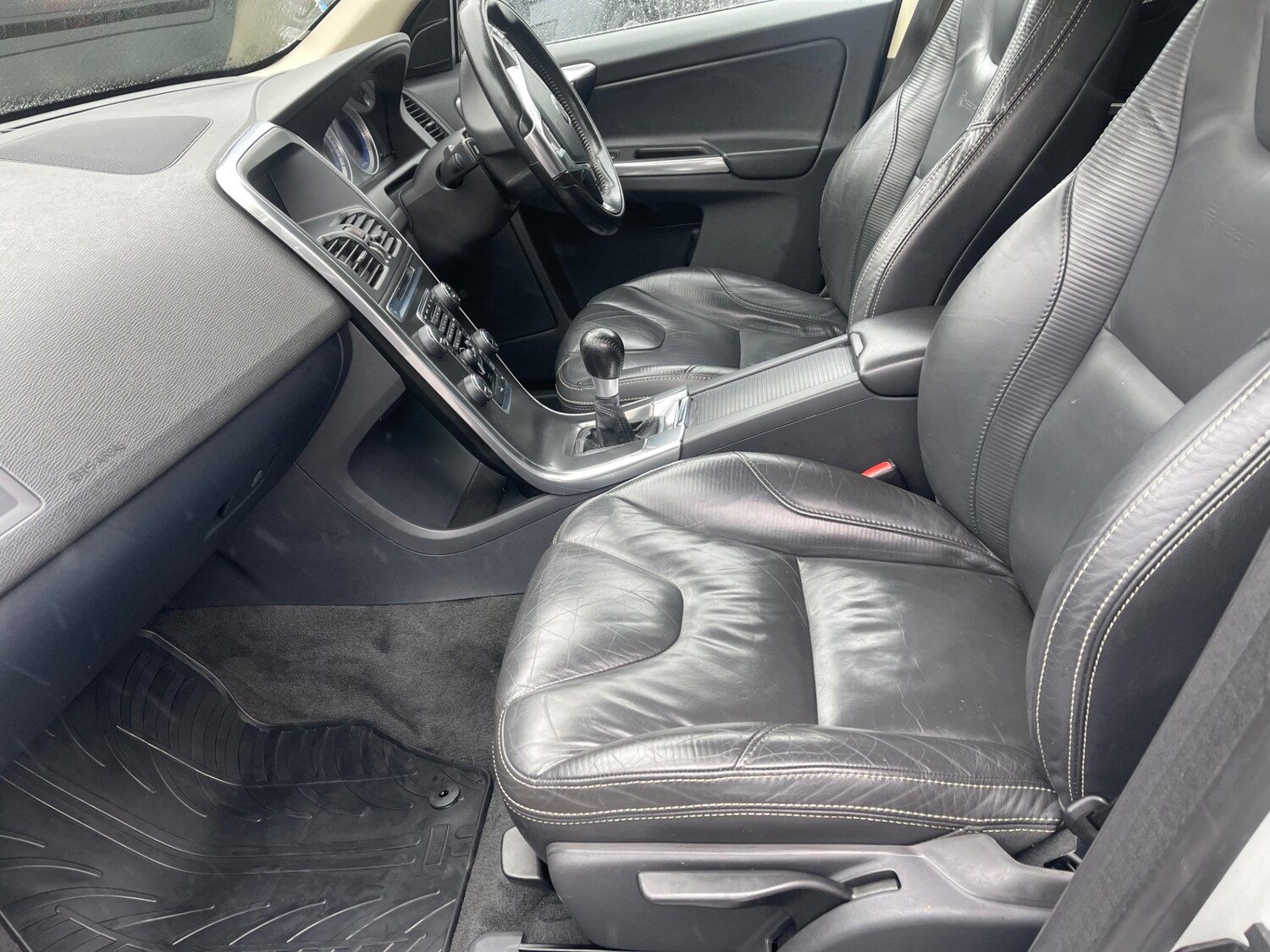 Used Volvo XC60 2012 for sale - 77562572: Photo 16