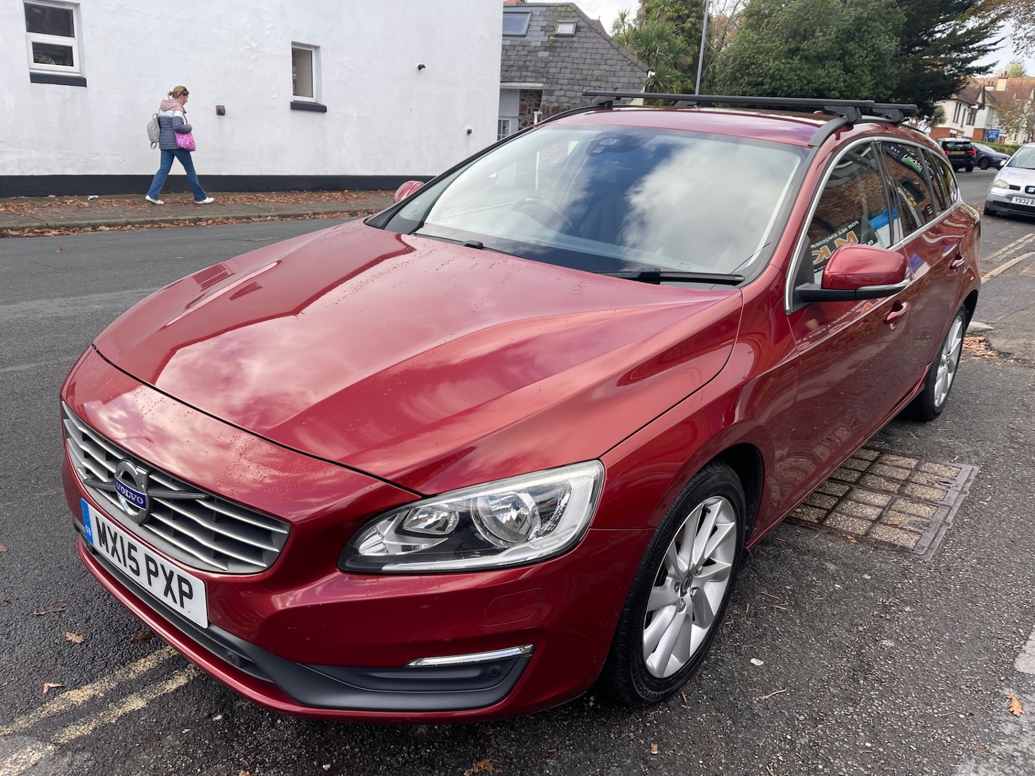 Used Volvo V60 2015 for sale - 76682689: Photo 1