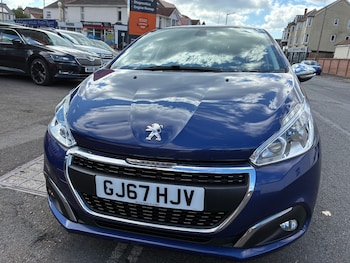Used Peugeot 208 2017 for sale - 79407572: Photo