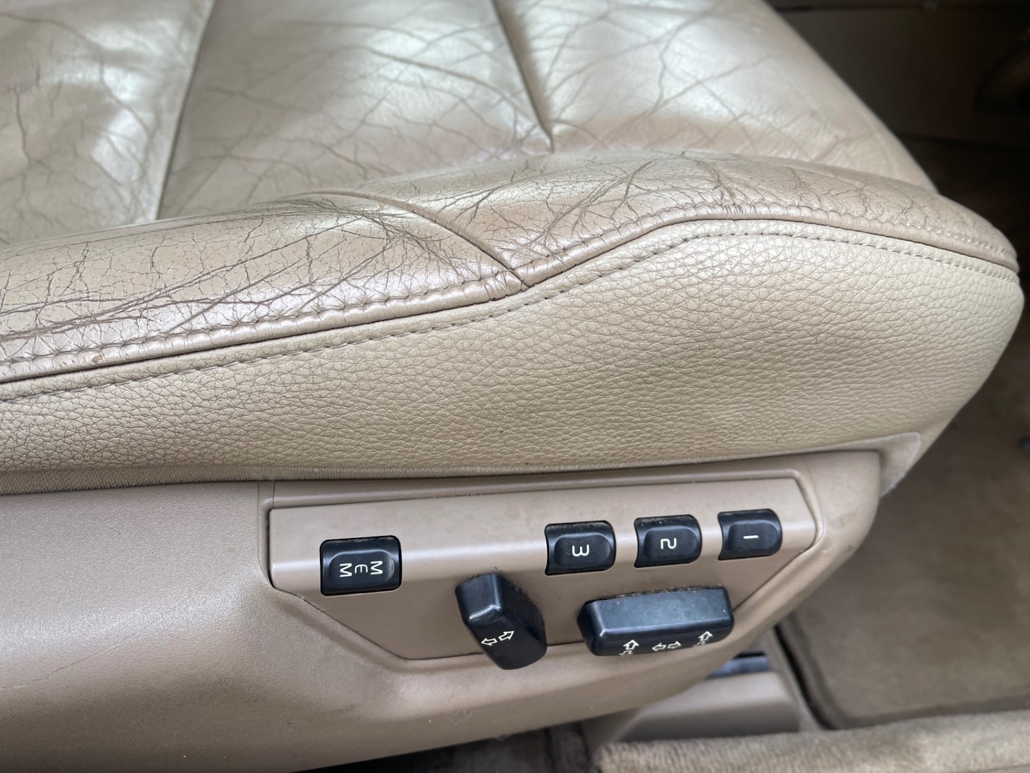 Used Volvo V70 2007 for sale - 77517752: Photo 13