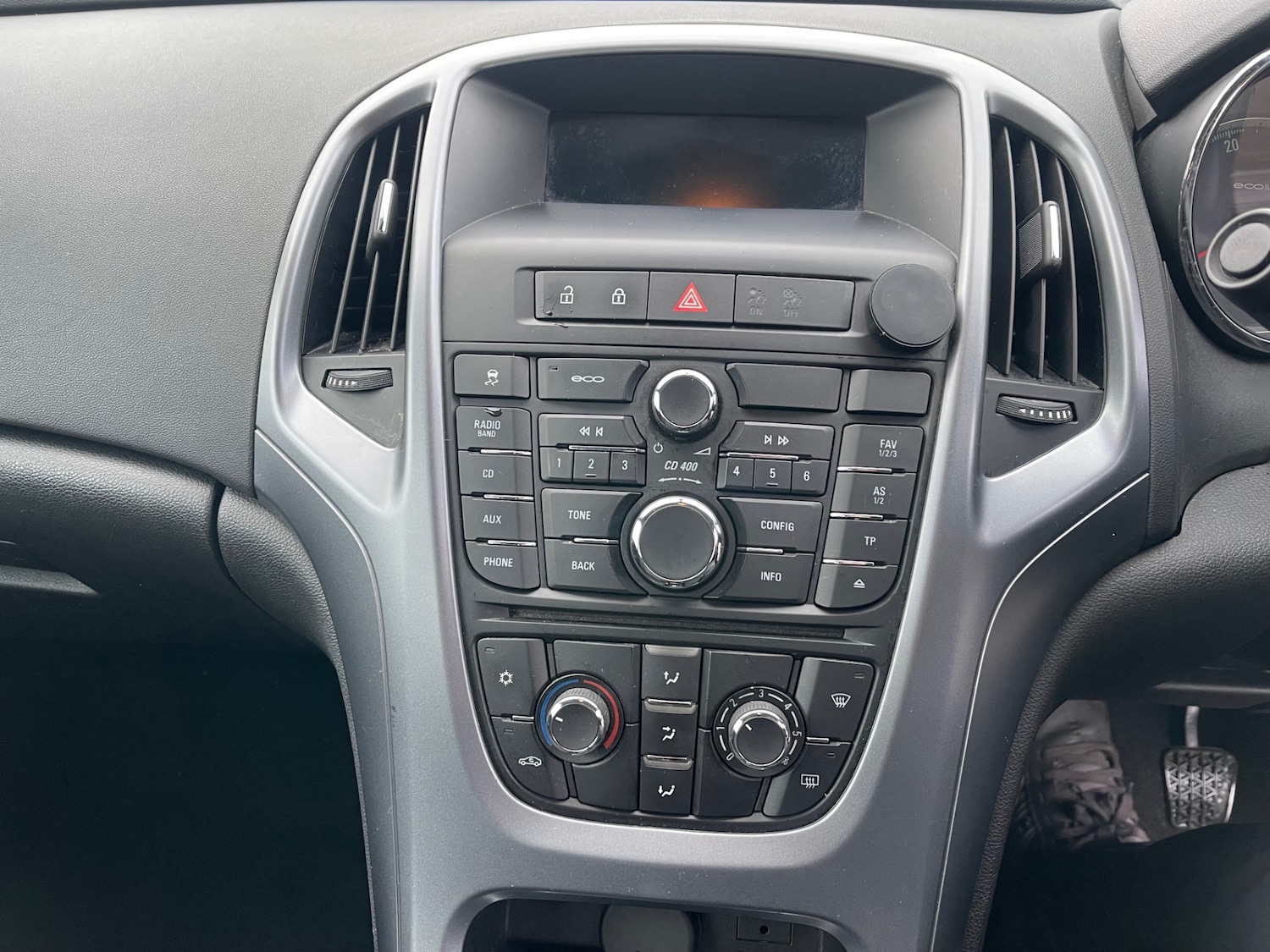 Used Vauxhall Astra 2013 for sale - 76650300: Photo 16