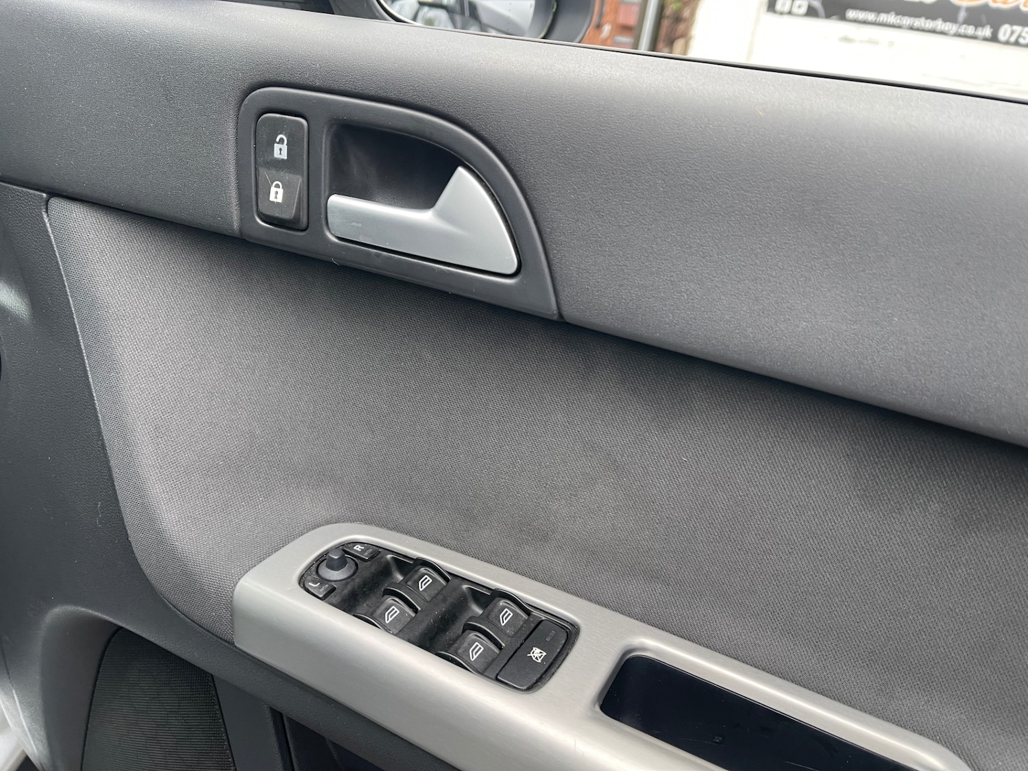 Used Volvo V50 2009 for sale - 77207229: Photo 20