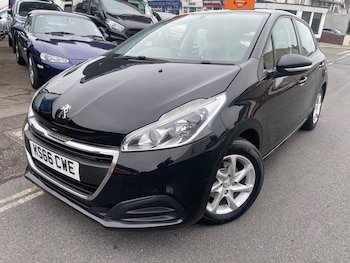 Used Peugeot 208 2016 for sale - 78571942: Photo