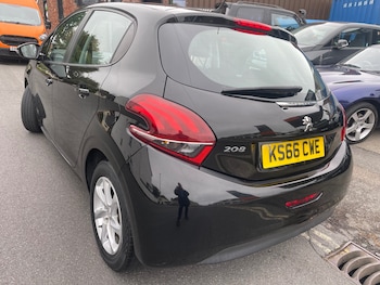 Used Peugeot 208 2016 for sale - 78571942: Photo