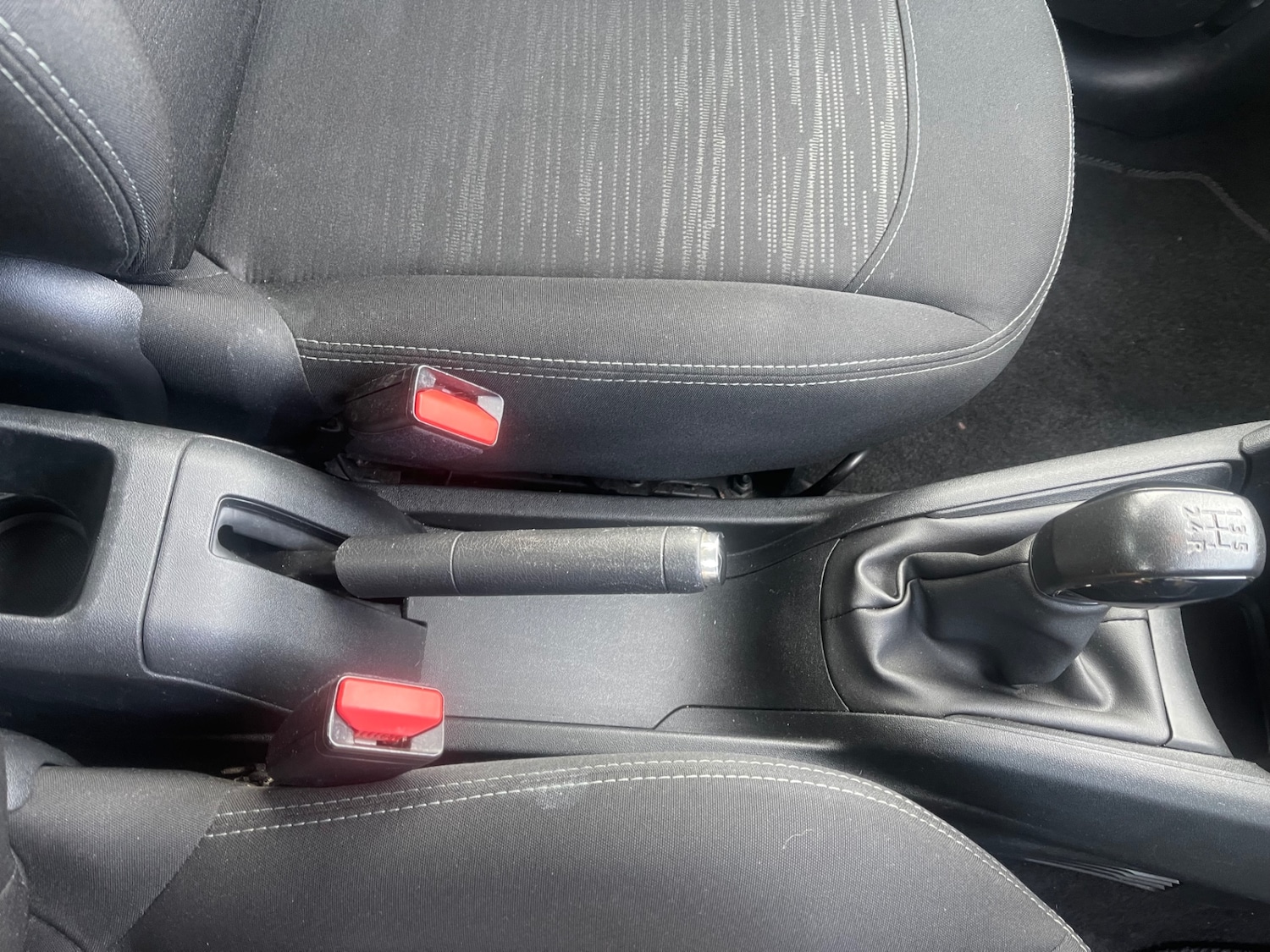 Used Peugeot 208 2014 for sale - 77557268: Photo 18