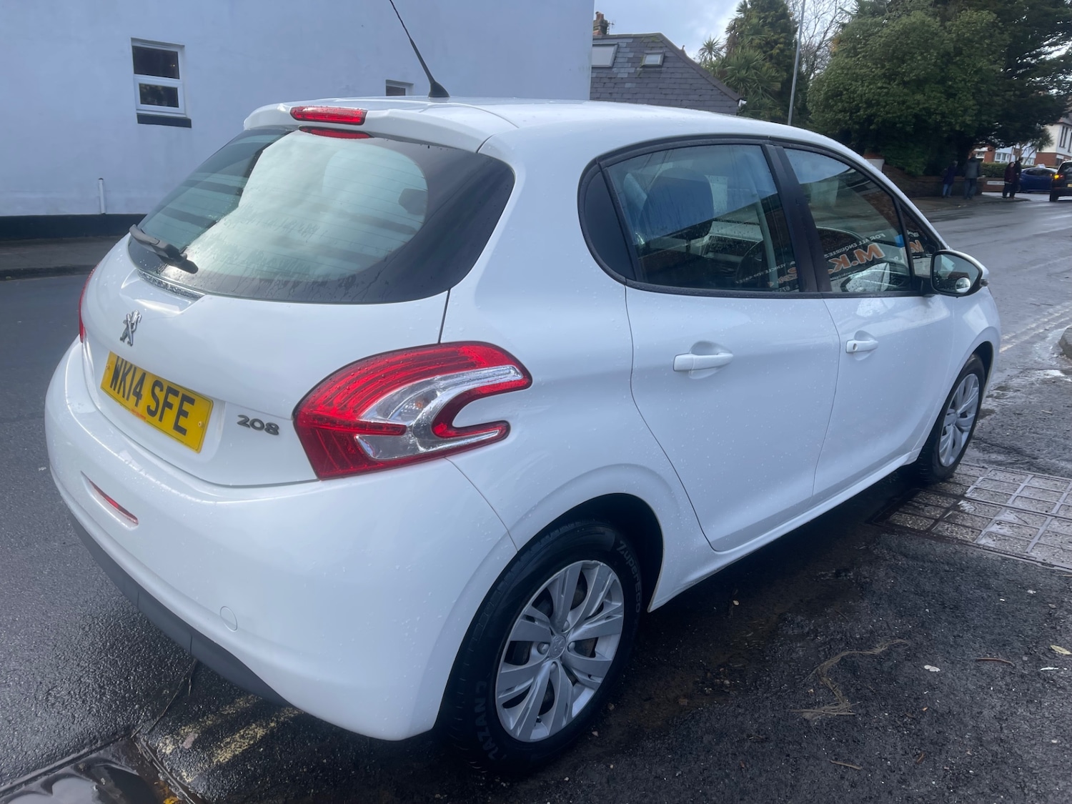 Used Peugeot 208 2014 for sale - 77557268: Photo 3