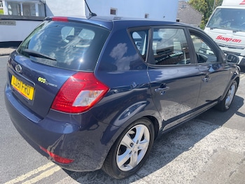 Used Kia Ceed 2011 for sale - 75271564: Photo