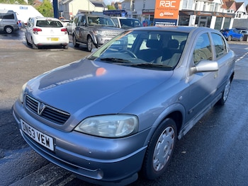 2004 (53) - 1.6i Club 5dr