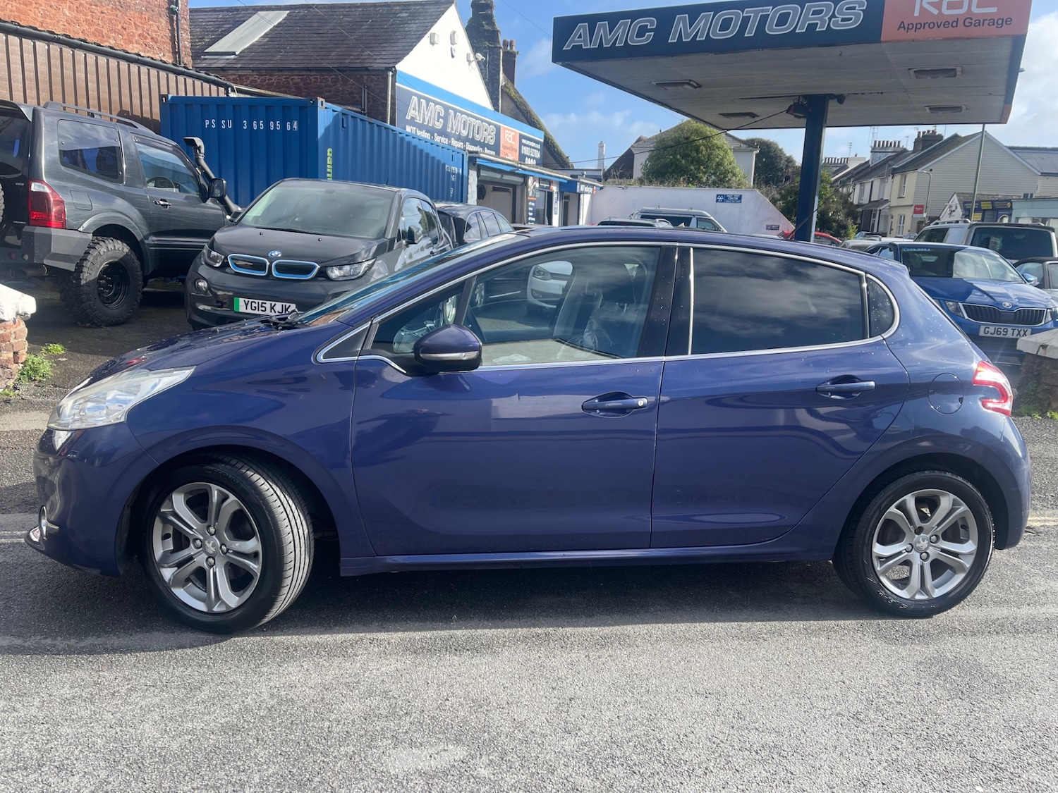 Used Peugeot 208 2014 for sale - 77791510: Photo 4
