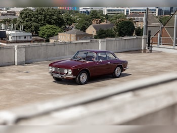 Used Alfa Romeo GTV 1973 for sale - 75241549: Photo
