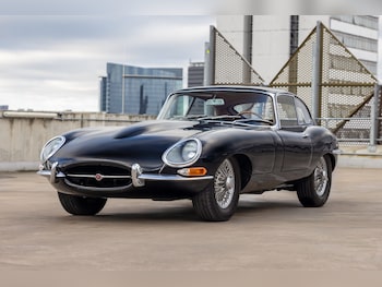 Used Jaguar E-Type 1965 for sale - 77251004: Photo