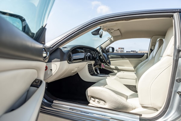Used Jaguar XKR 2004 for sale - 74971780: Photo 10