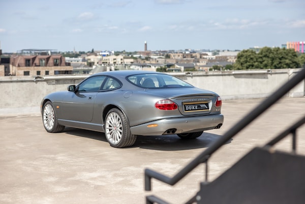 Used Jaguar XKR 2004 for sale - 74971780: Photo 5