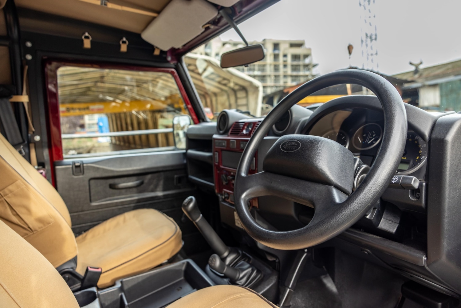 Used Land Rover Defender 2014 for sale - 76476893: Photo 11