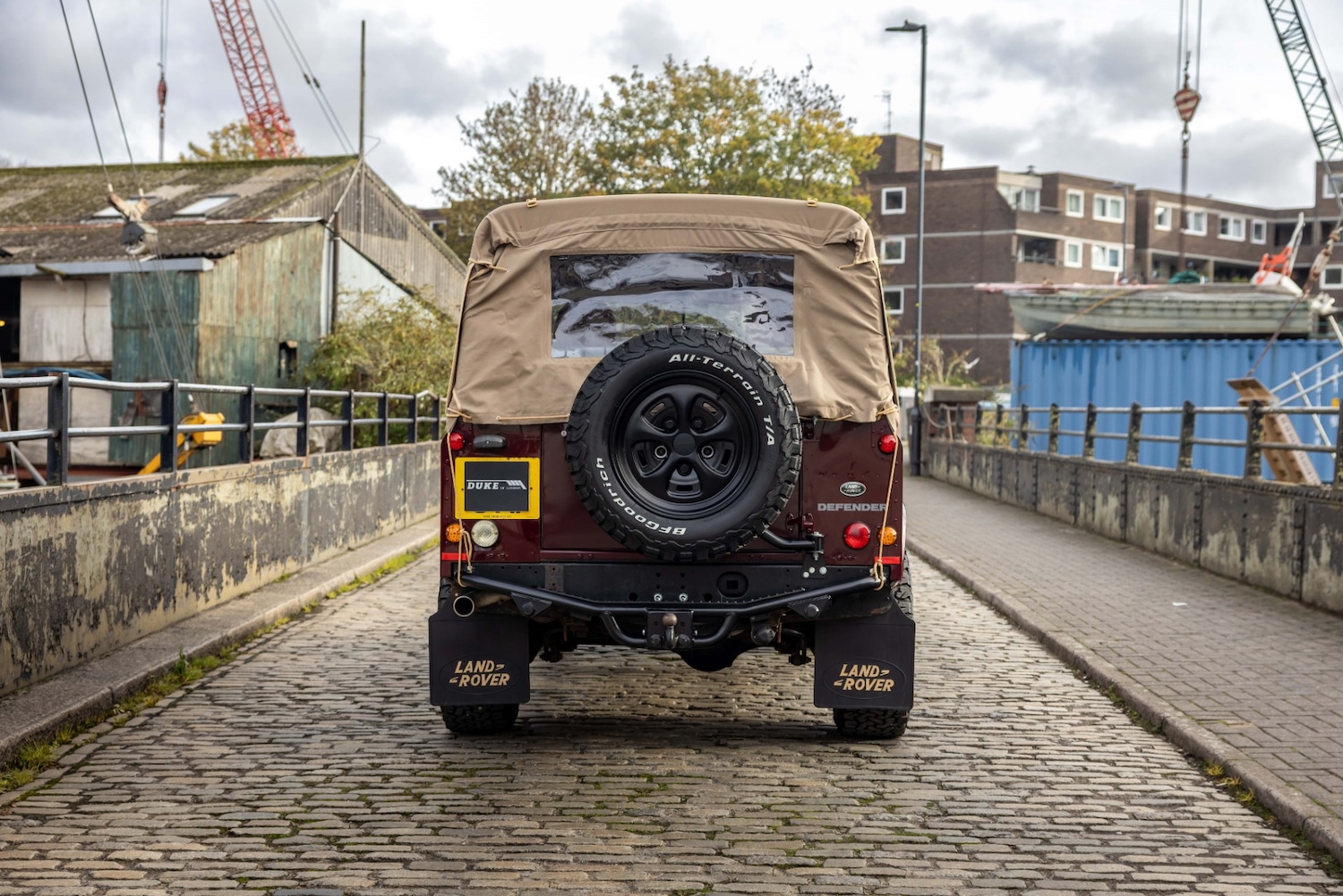 Used Land Rover Defender 2014 for sale - 76476893: Photo 6