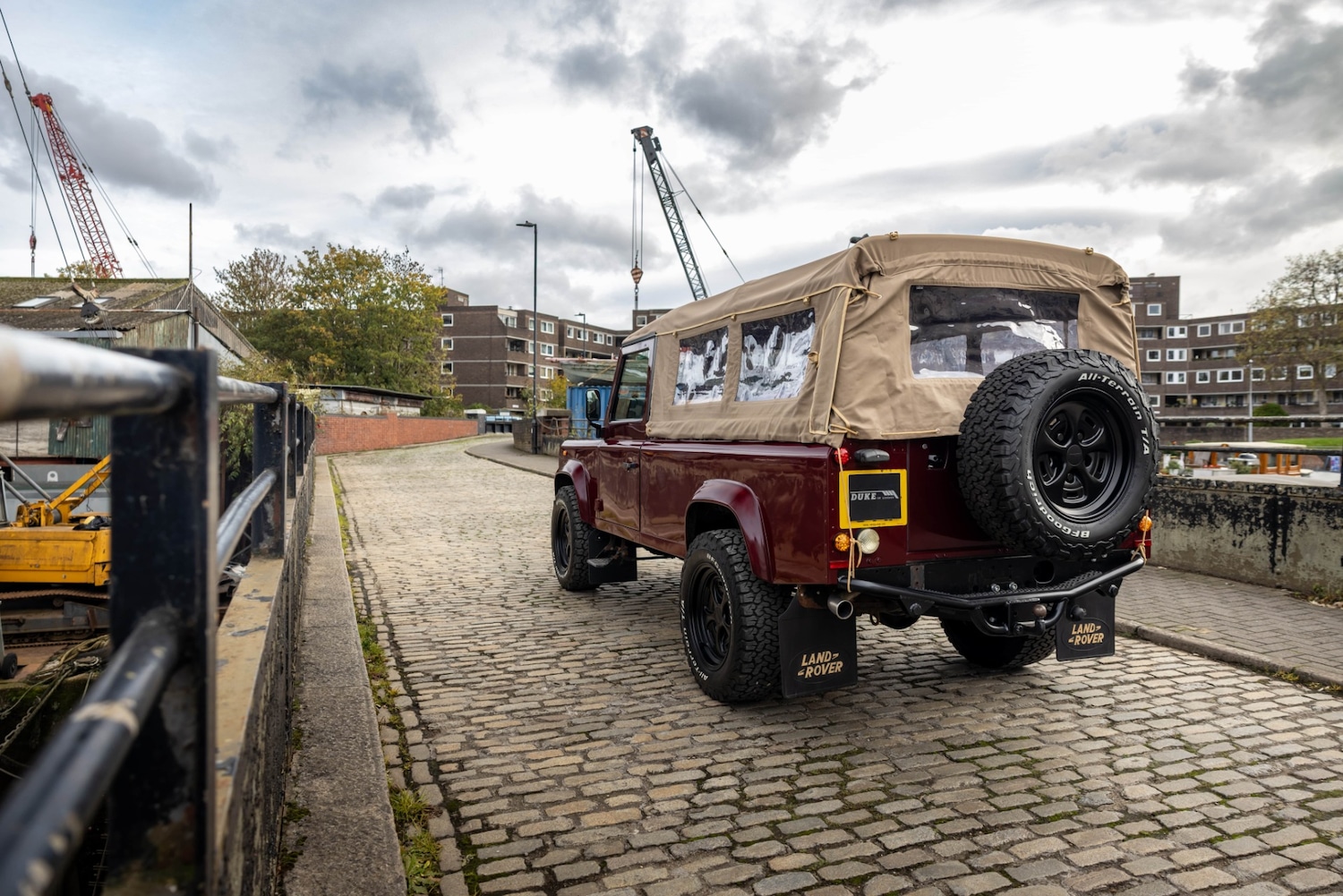 Used Land Rover Defender 2014 for sale - 76476893: Photo 7