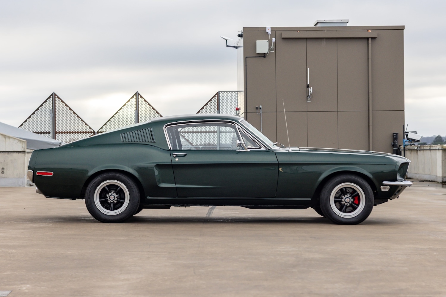 Used Ford Mustang 2018 for sale - 77282813: Photo 3