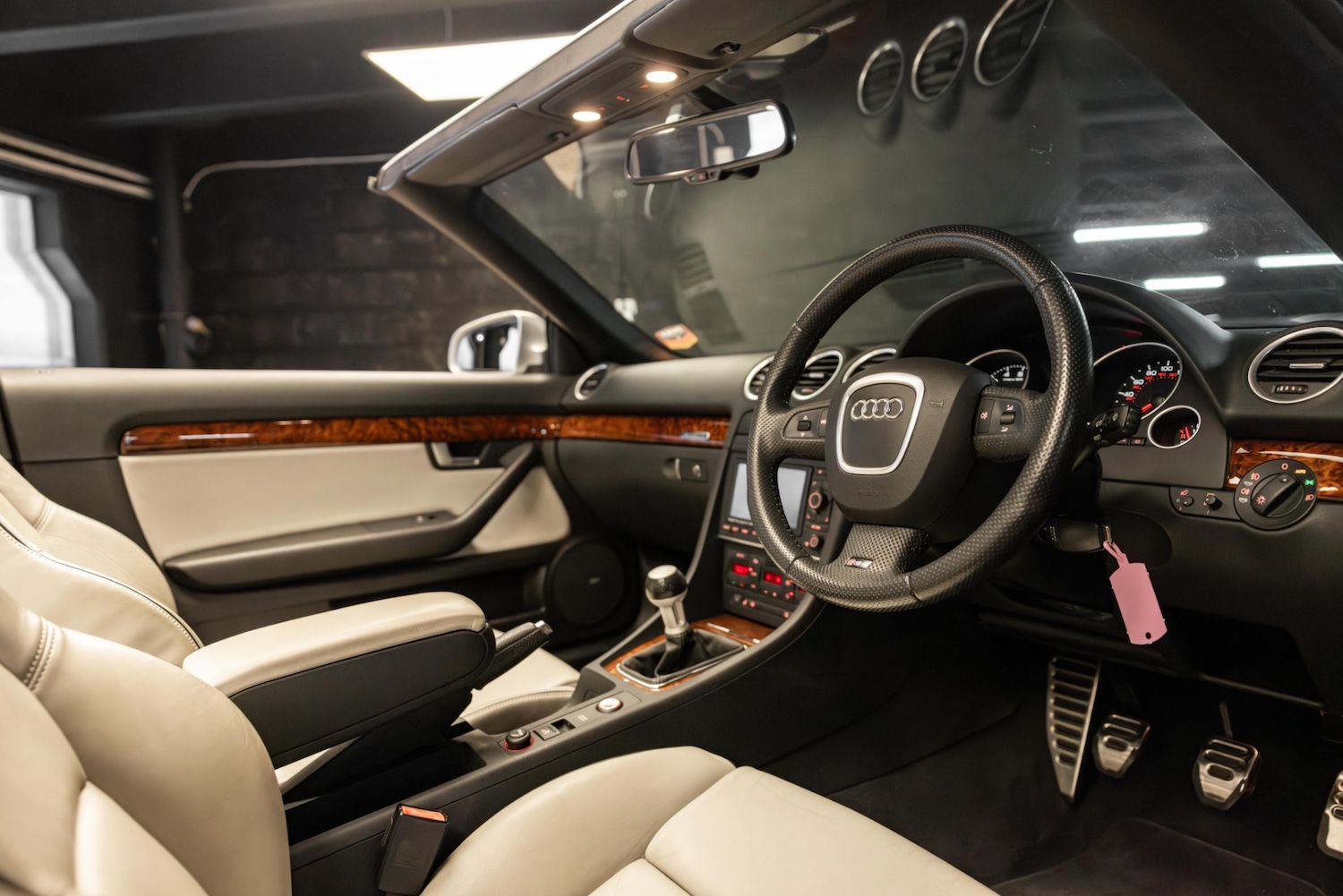 Used Audi RS4 2007 for sale - 76555295: Photo 8