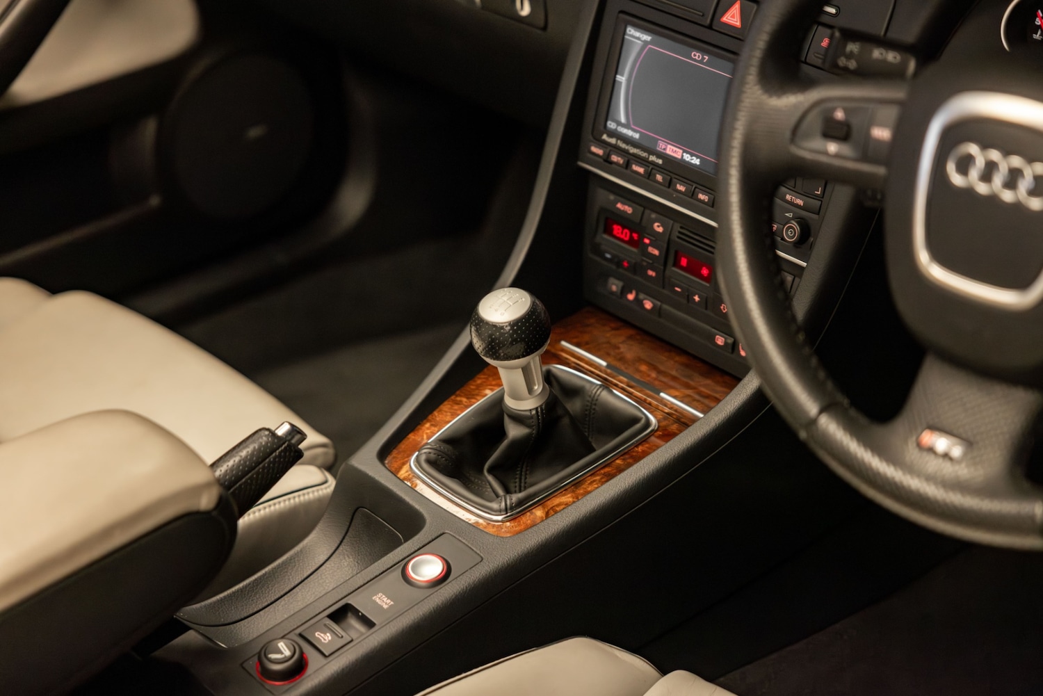 Used Audi RS4 2007 for sale - 76555295: Photo 9