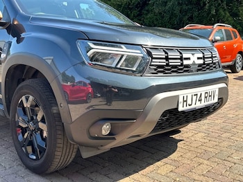 Used Dacia Duster 2024 for sale - 79315339: Photo