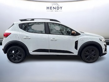 Used Dacia Sandero Stepway 2025 for sale - 79199796: Photo