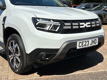 Used Dacia Duster 2023 for sale - 79495686: Photo