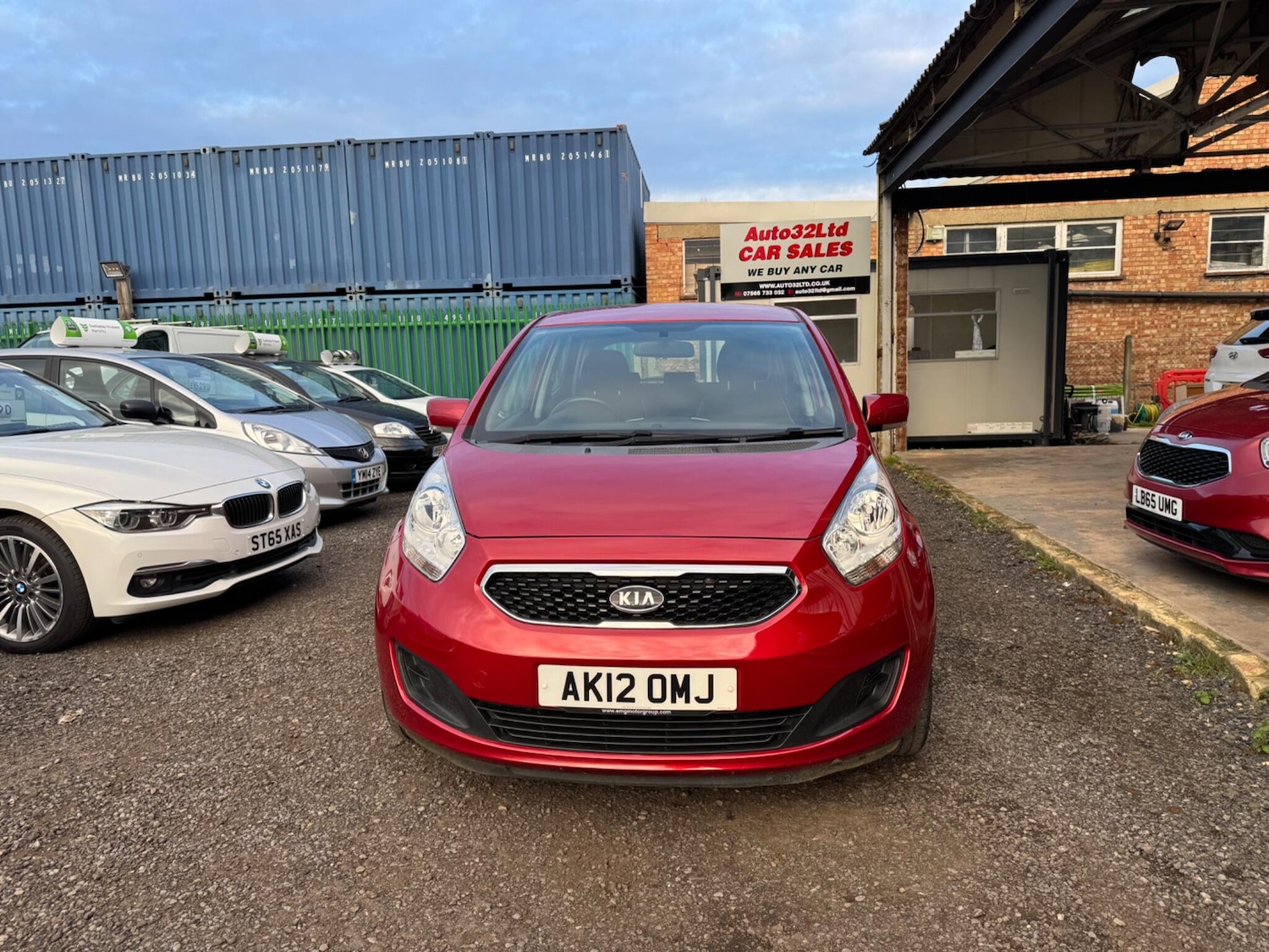 Used Kia Venga 2012 for sale - 78213341: Photo 2