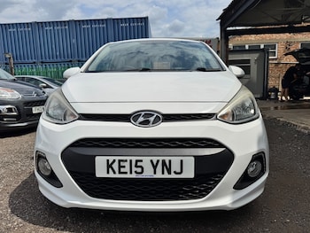 Used Hyundai i10 2015 for sale - 79306042: Photo