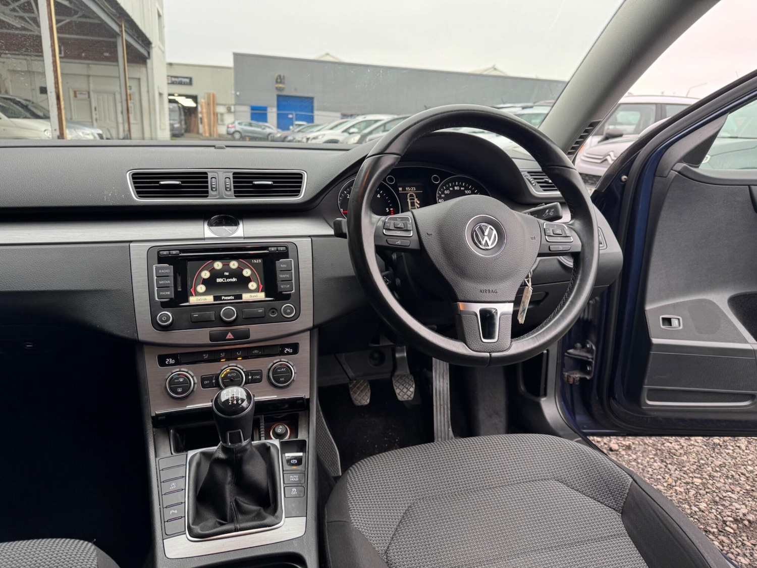 Used Volkswagen Passat 2013 for sale - 78086049: Photo 29