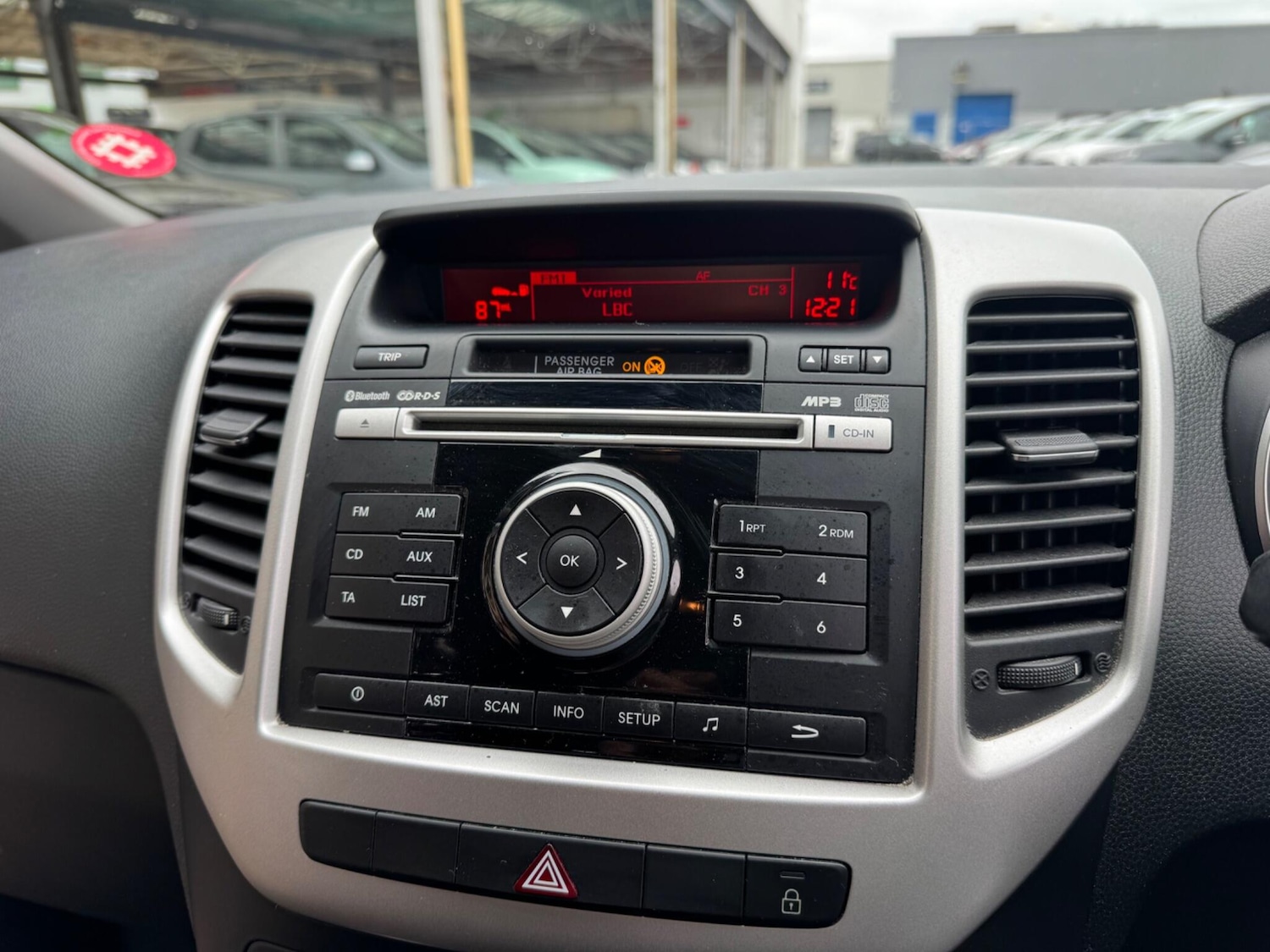 Used Kia Venga 2015 for sale - 78098368: Photo 28