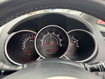 Used Kia Venga 2015 for sale - 78098368: Photo