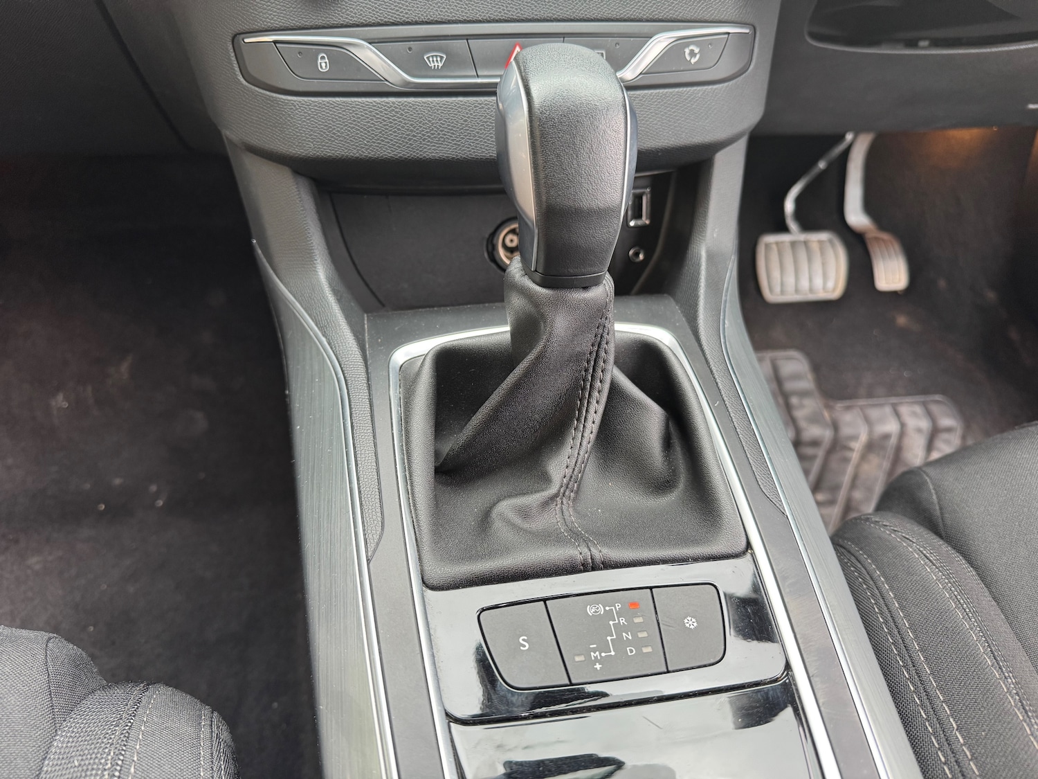 Used Peugeot 308 2017 for sale - 78182589: Photo 11