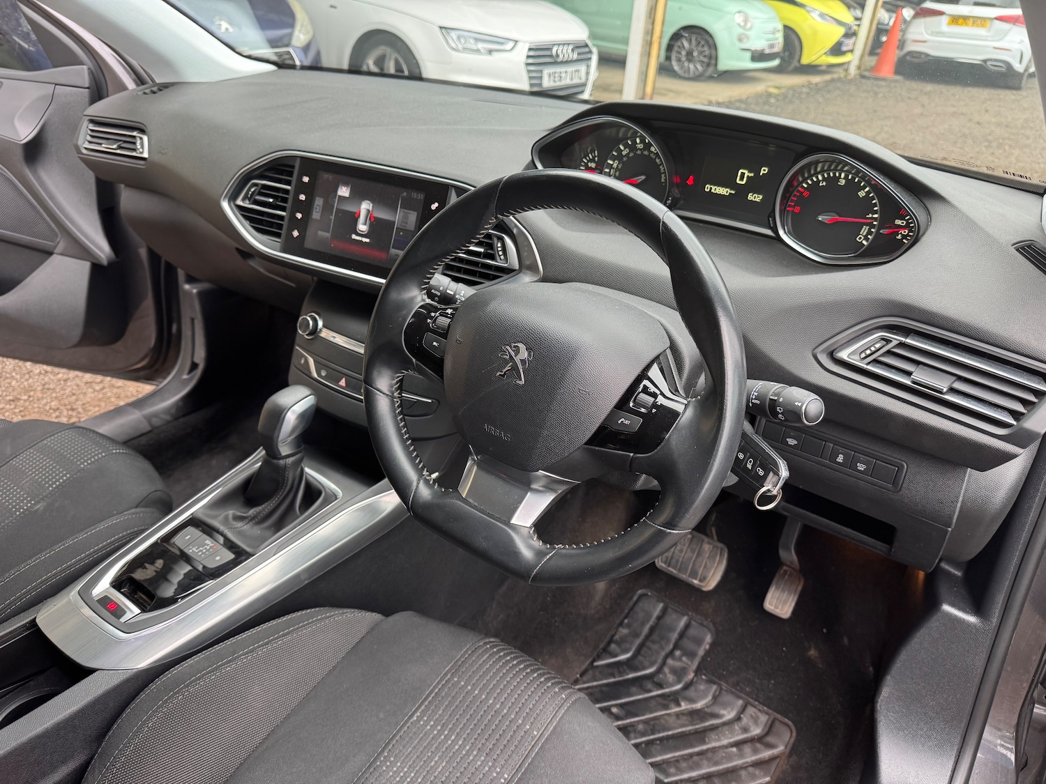 Used Peugeot 308 2017 for sale - 78182589: Photo 12