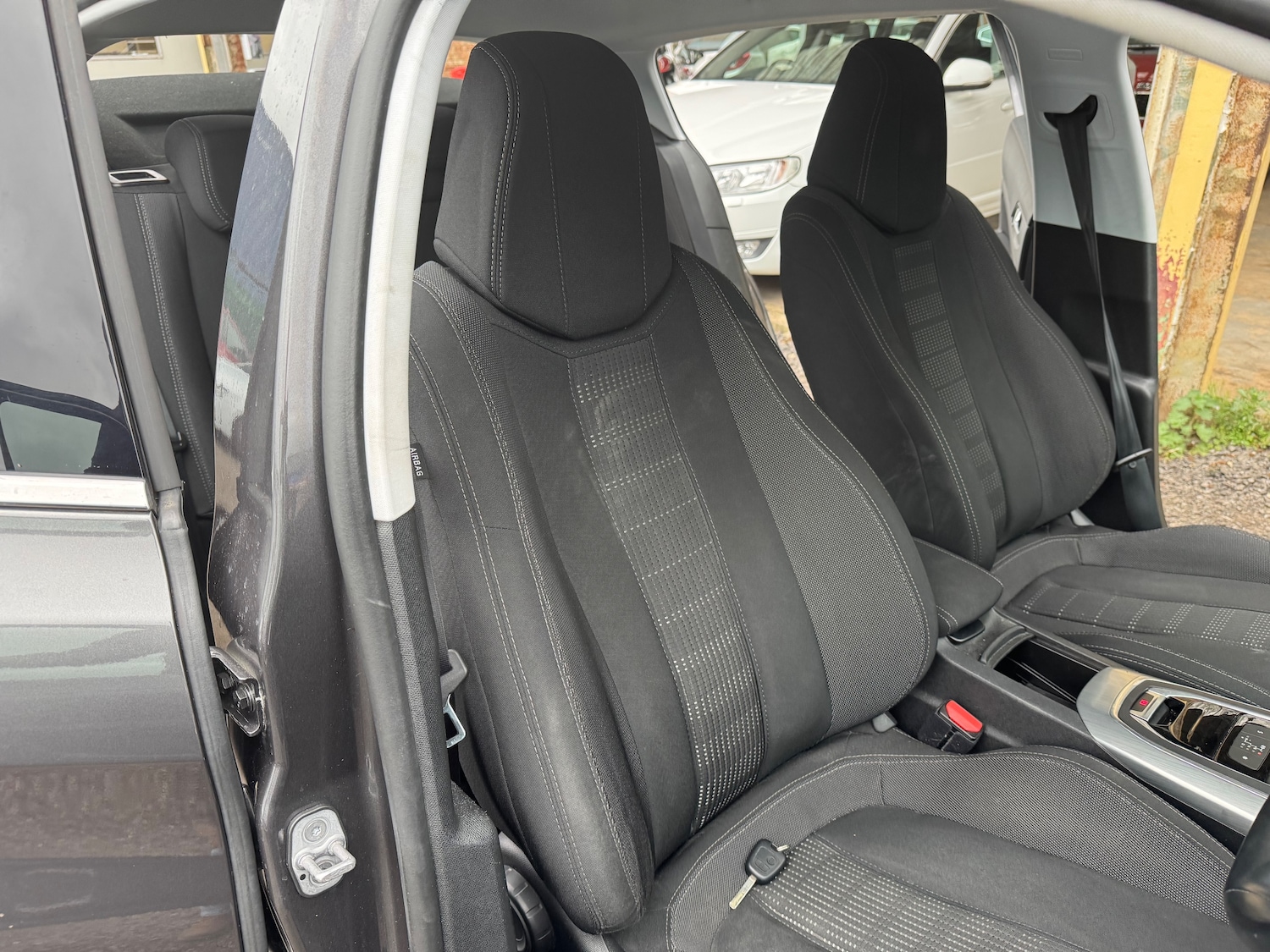 Used Peugeot 308 2017 for sale - 78182589: Photo 17