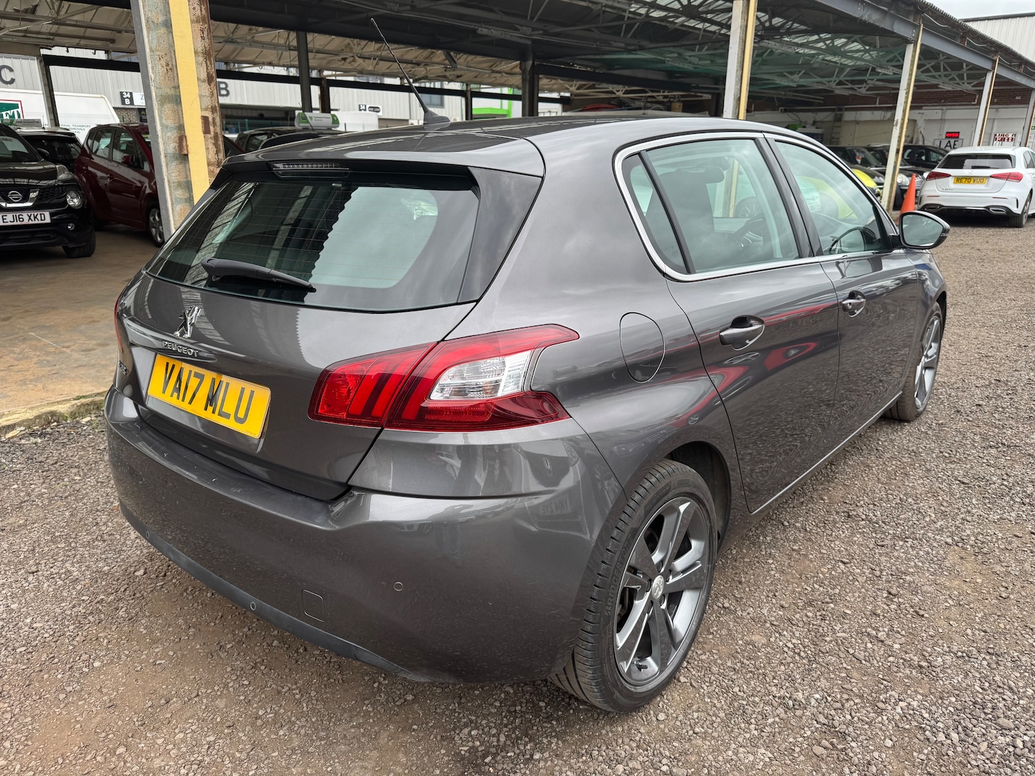 Used Peugeot 308 2017 for sale - 78182589: Photo 29