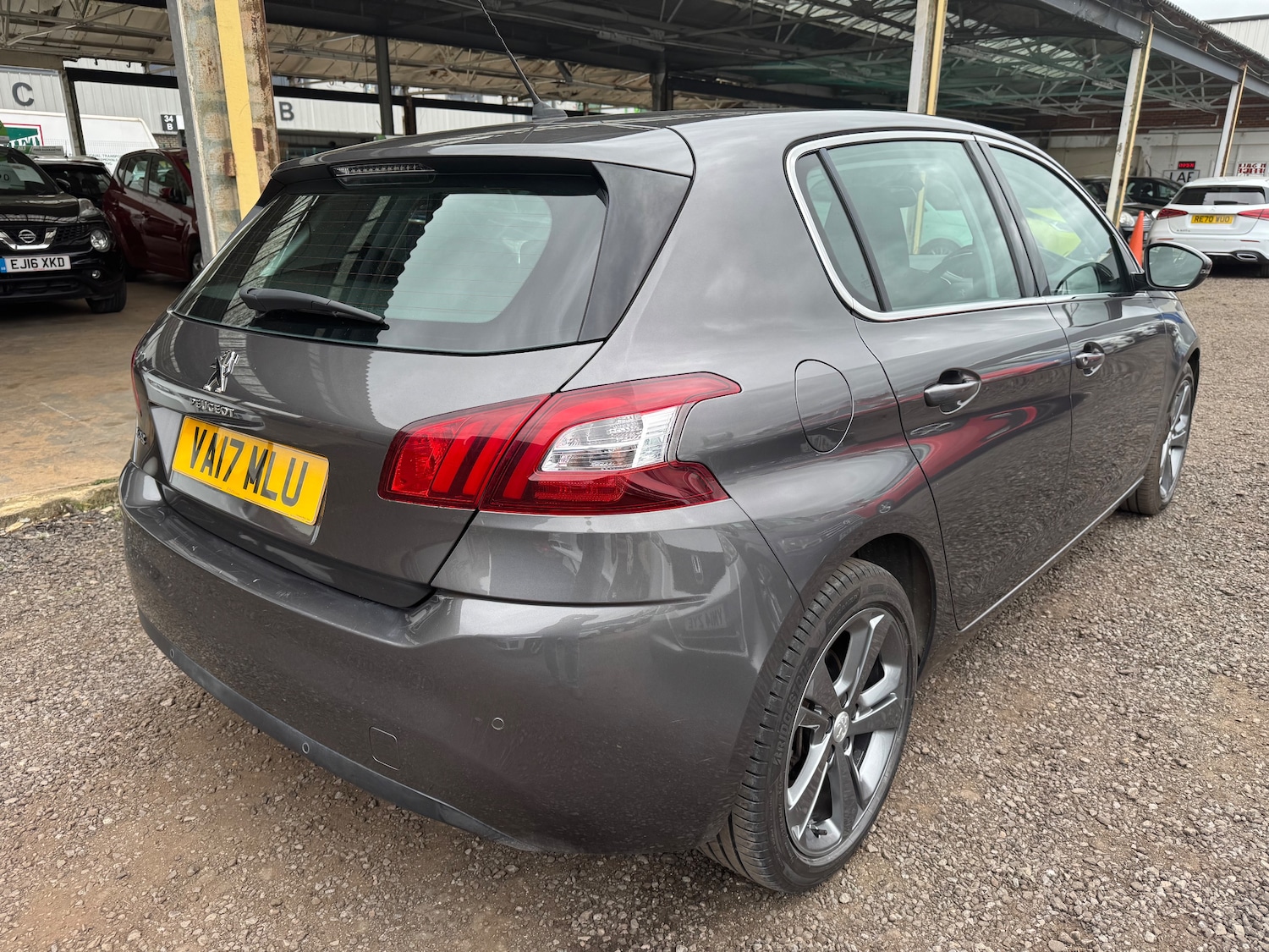 Used Peugeot 308 2017 for sale - 78182589: Photo 30