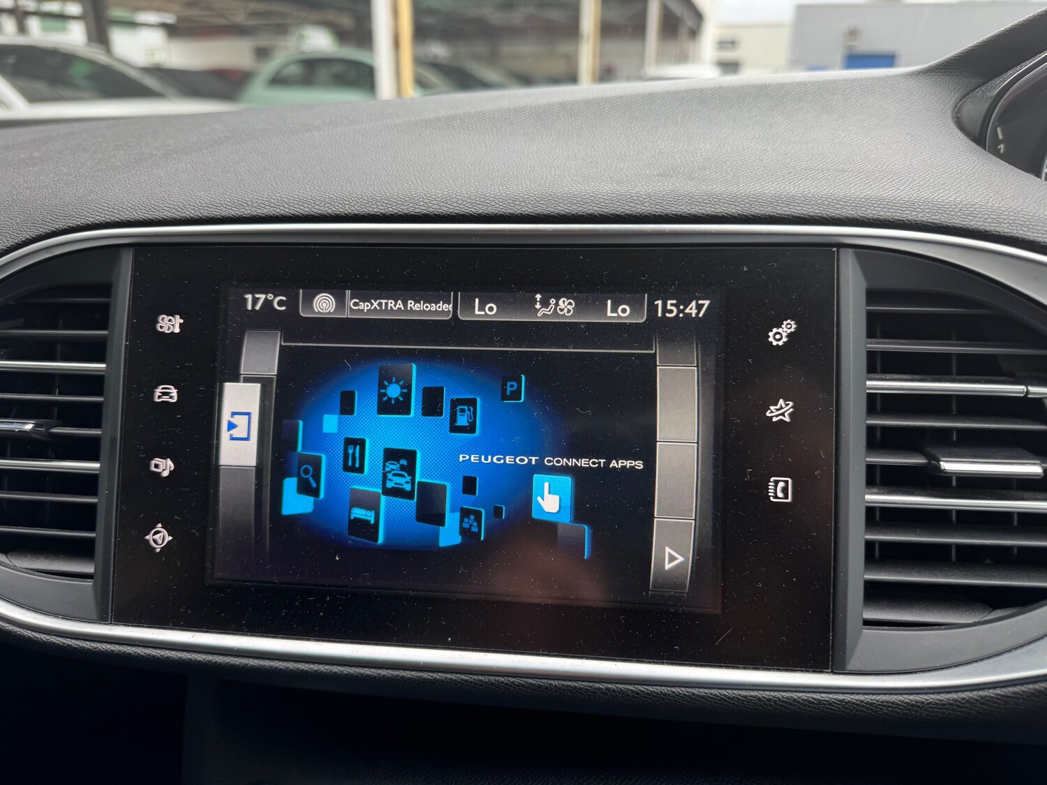 Used Peugeot 308 2017 for sale - 78182589: Photo 41