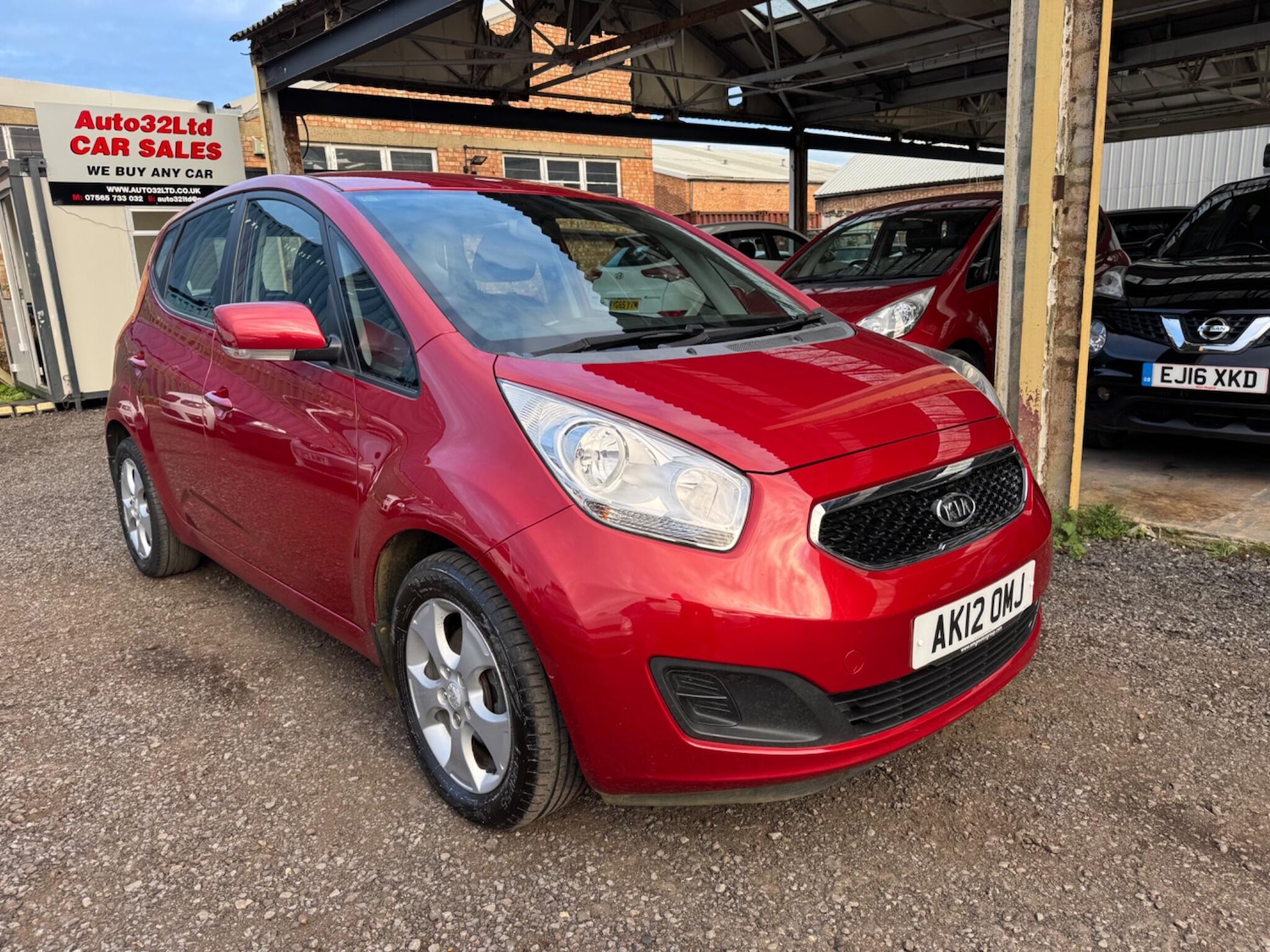 Used Kia Venga for sale - 78102419: Photo 32