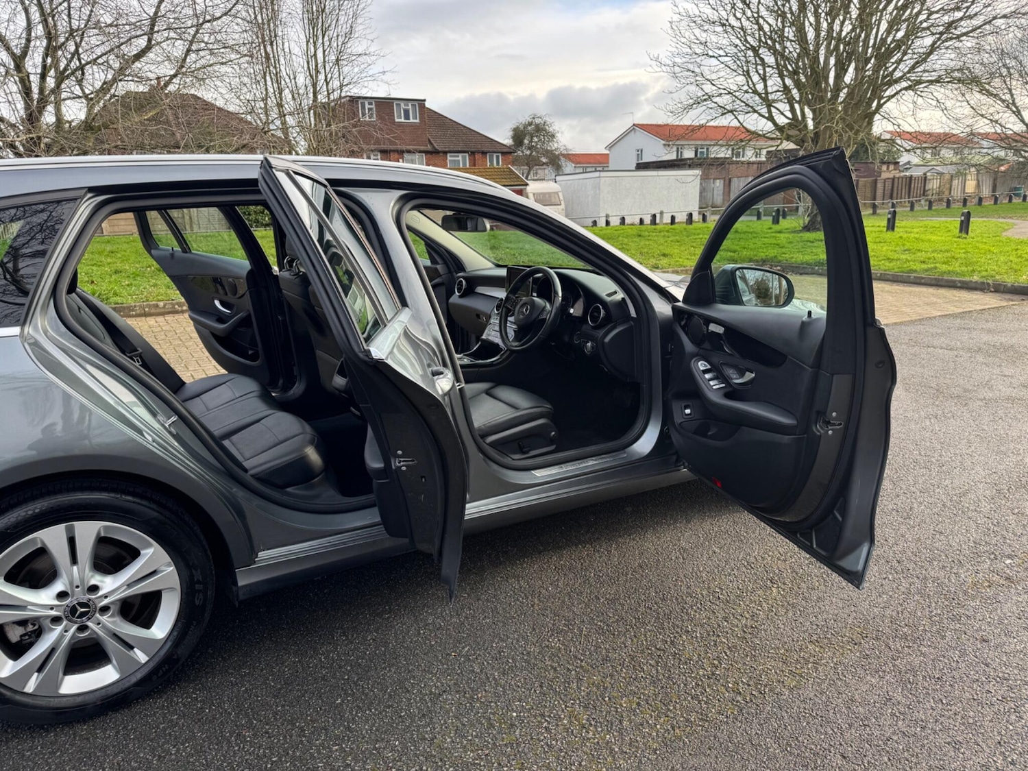 Used Mercedes-Benz C Class 2017 for sale - 78098395: Photo 14