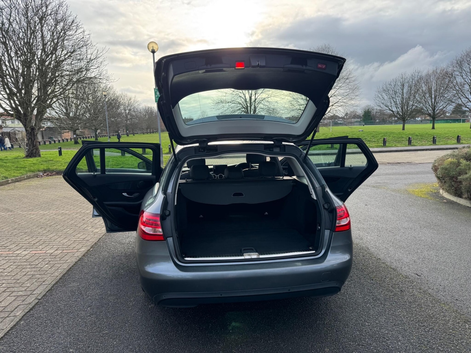 Used Mercedes-Benz C Class 2017 for sale - 78098395: Photo 23