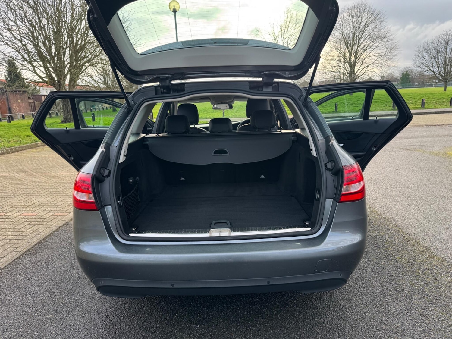 Used Mercedes-Benz C Class 2017 for sale - 78098395: Photo 26