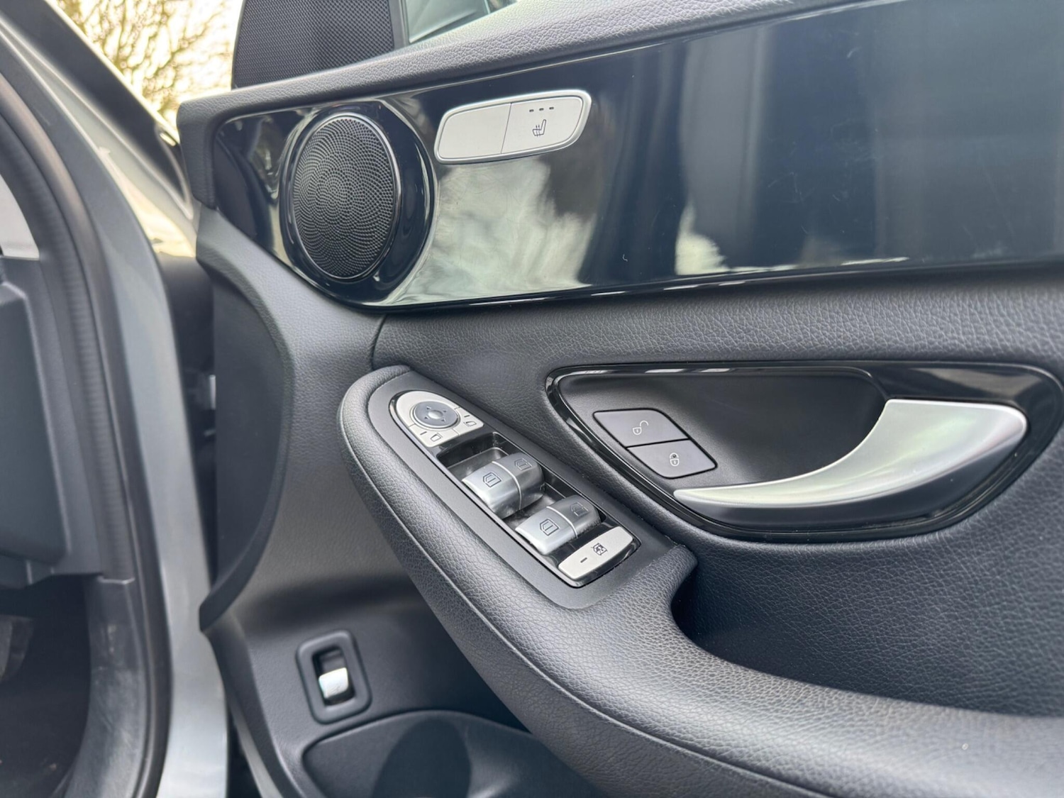 Used Mercedes-Benz C Class 2017 for sale - 78098395: Photo 39