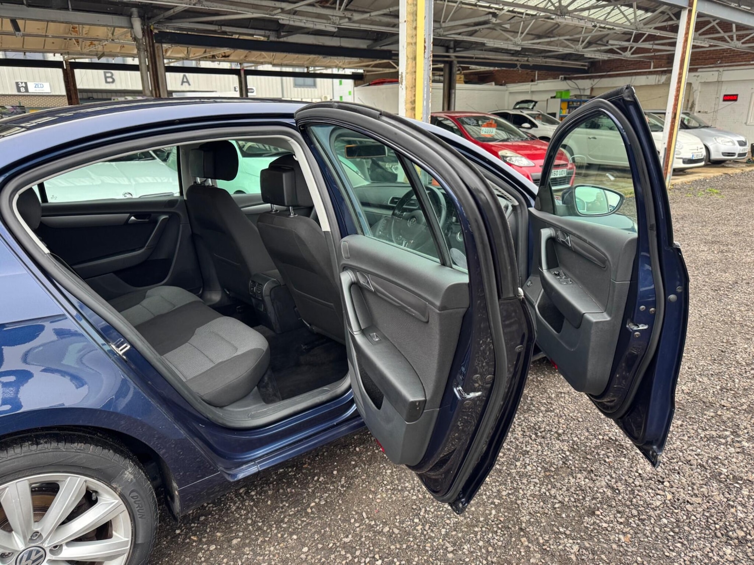 Used Volkswagen Passat for sale - 78102420: Photo 19