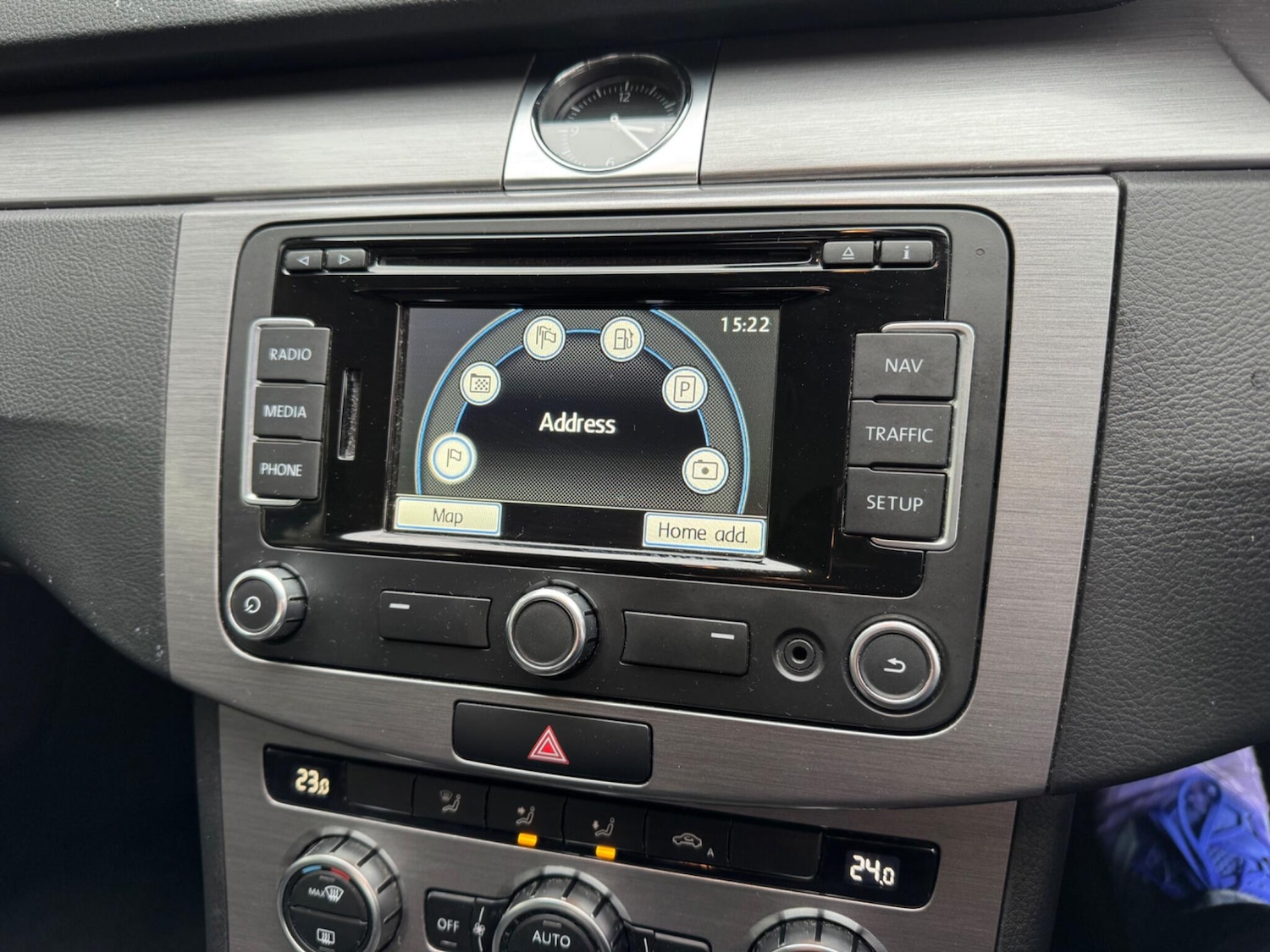 Used Volkswagen Passat for sale - 78102420: Photo 24