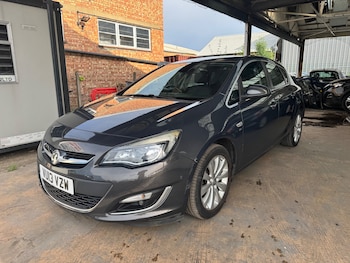 Used Vauxhall Astra 2013 for sale - 78745840: Photo