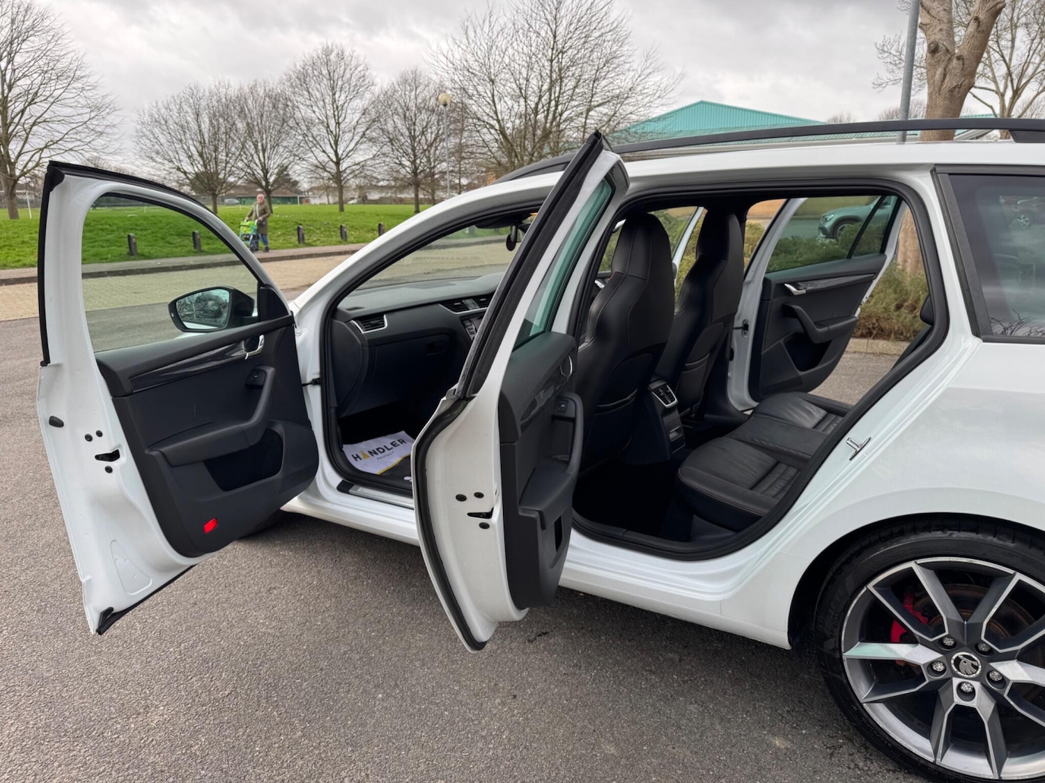 Used Skoda Octavia 2015 for sale - 78086778: Photo 44