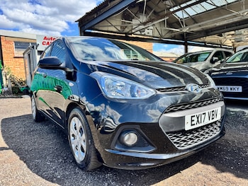 Used Hyundai i10 2017 for sale - 79438965: Photo