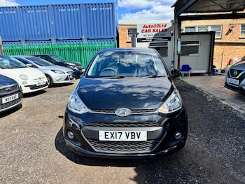 Used Hyundai i10 2017 for sale - 79438965: Photo