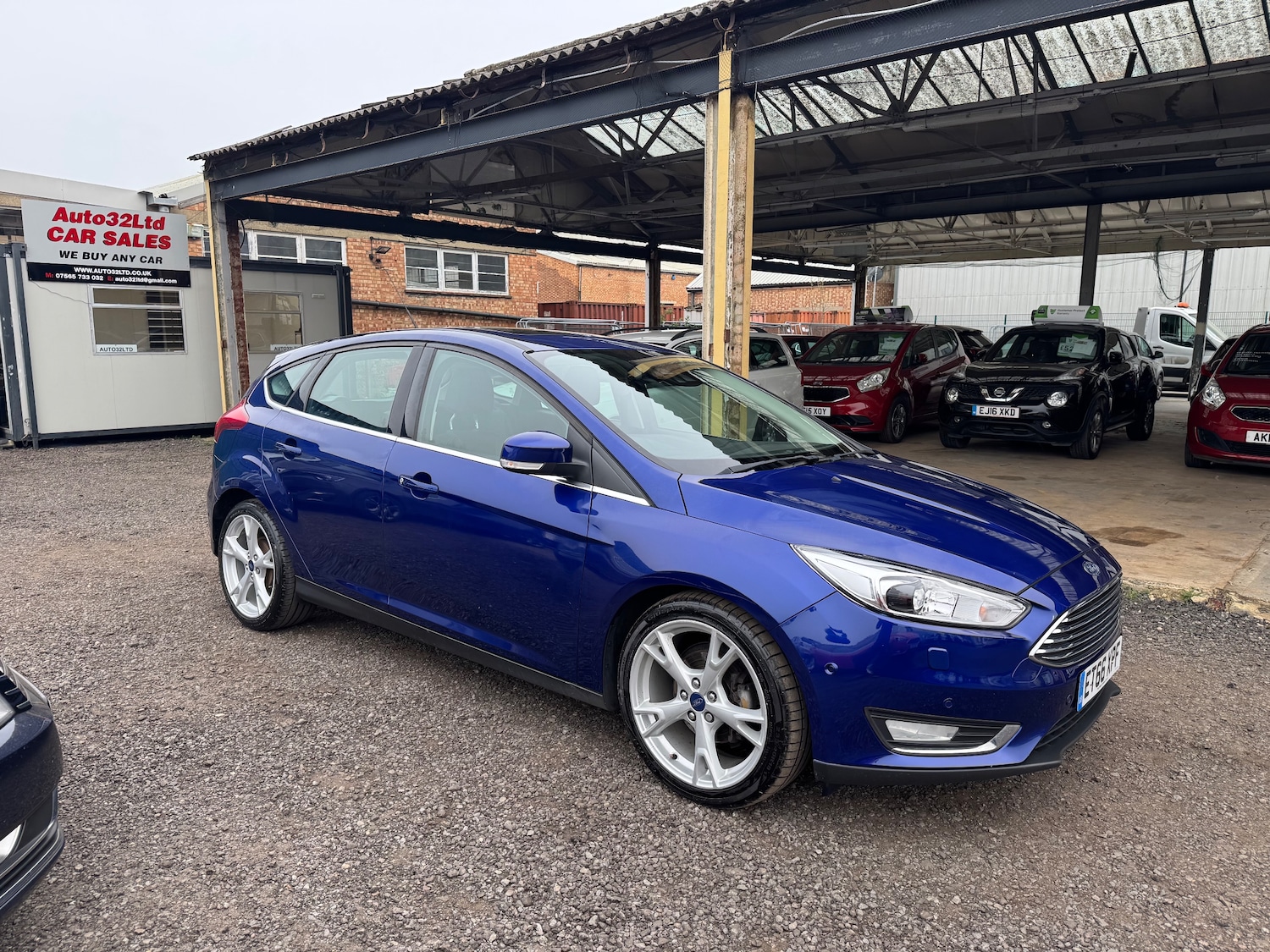 Used Ford Focus 2017 for sale - 78201571: Photo 2